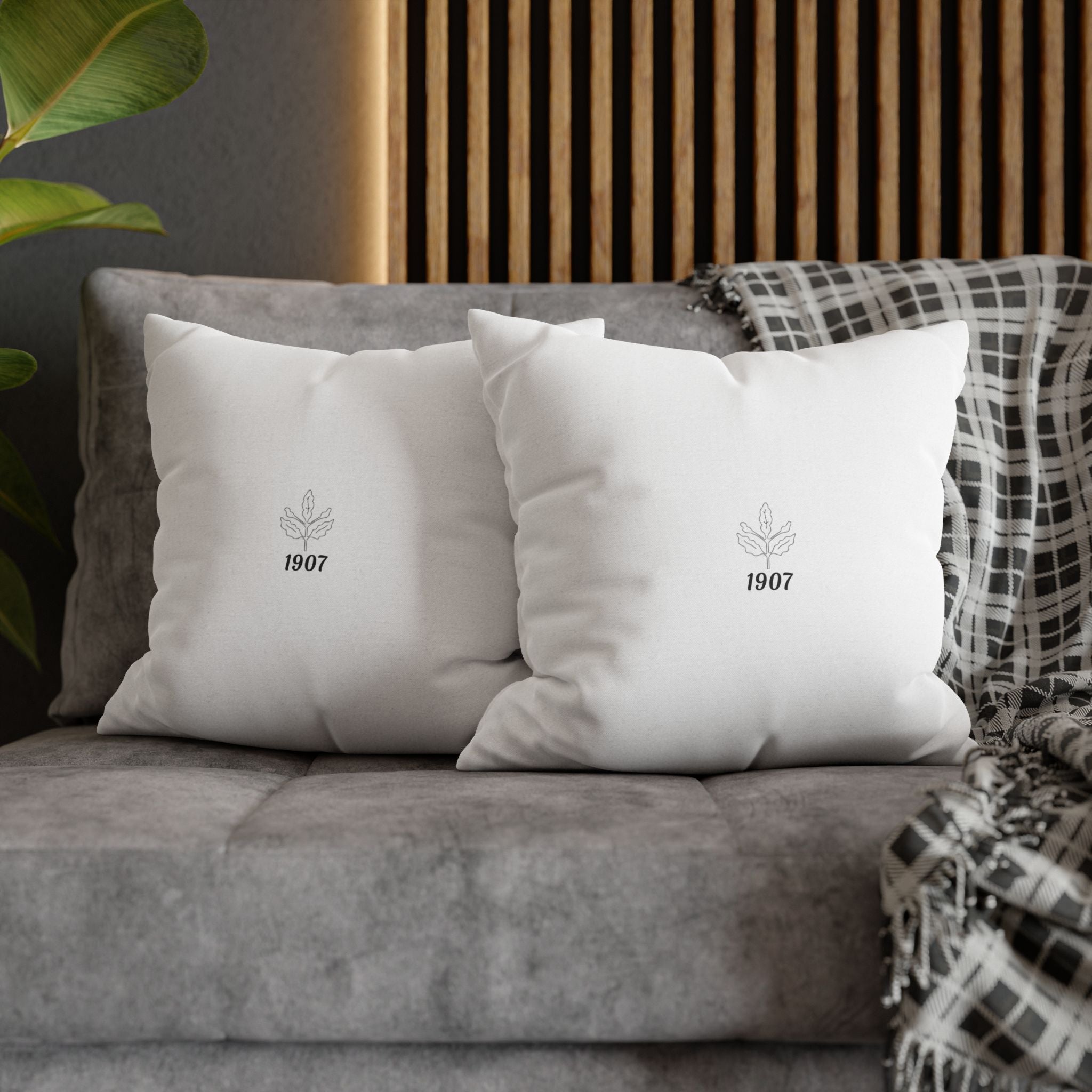 1907 - Aesthetic Modern Decorative Pillow